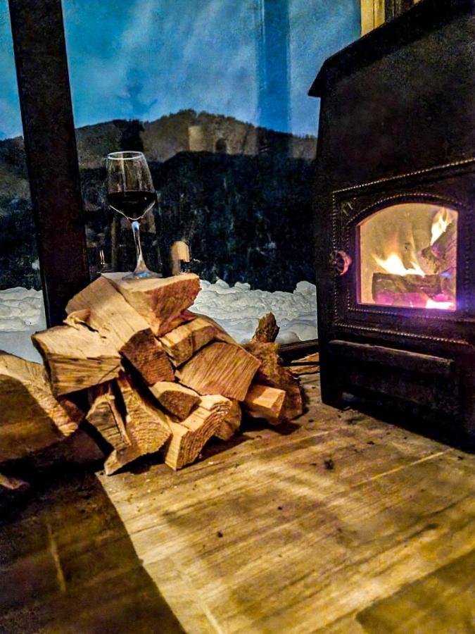 Mitarbi Silence - Cozy Holiday Cottages In Mountains 博尔若米 外观 照片
