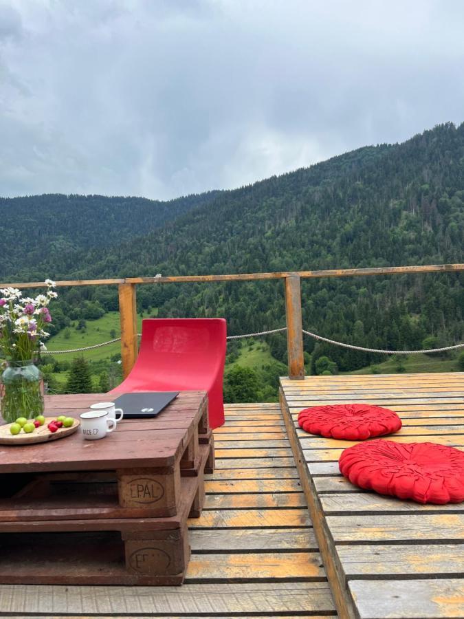 Mitarbi Silence - Cozy Holiday Cottages In Mountains 博尔若米 外观 照片