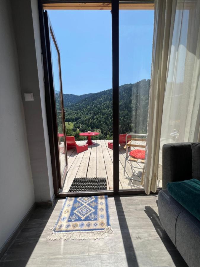 Mitarbi Silence - Cozy Holiday Cottages In Mountains 博尔若米 外观 照片