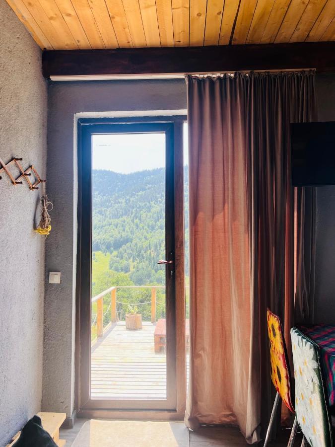 Mitarbi Silence - Cozy Holiday Cottages In Mountains 博尔若米 外观 照片