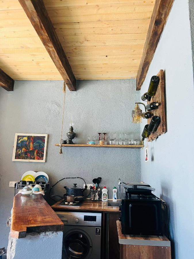 Mitarbi Silence - Cozy Holiday Cottages In Mountains 博尔若米 外观 照片